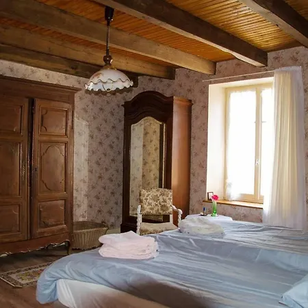 Countryhouse La Rose Vakantiehuis Les Thons