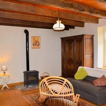 Vakantiehuis Countryhouse La Rose Les Thons